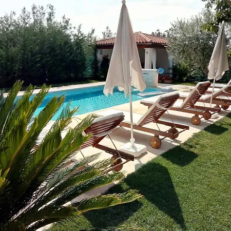 Maras Apartament *