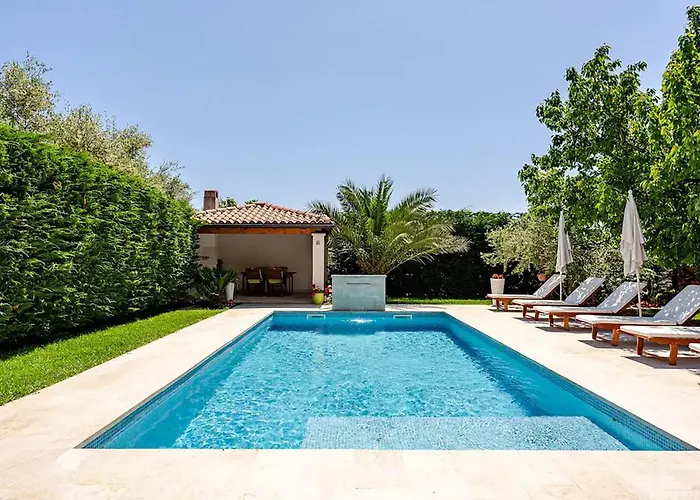 Maras Apartment Porec