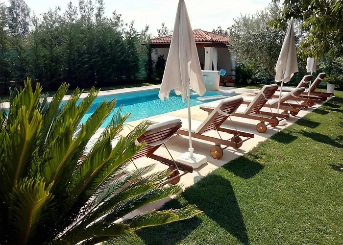 Maras Apartament *